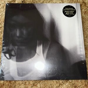 Gracie Abram’s Good Riddance Deluxe Vinyl